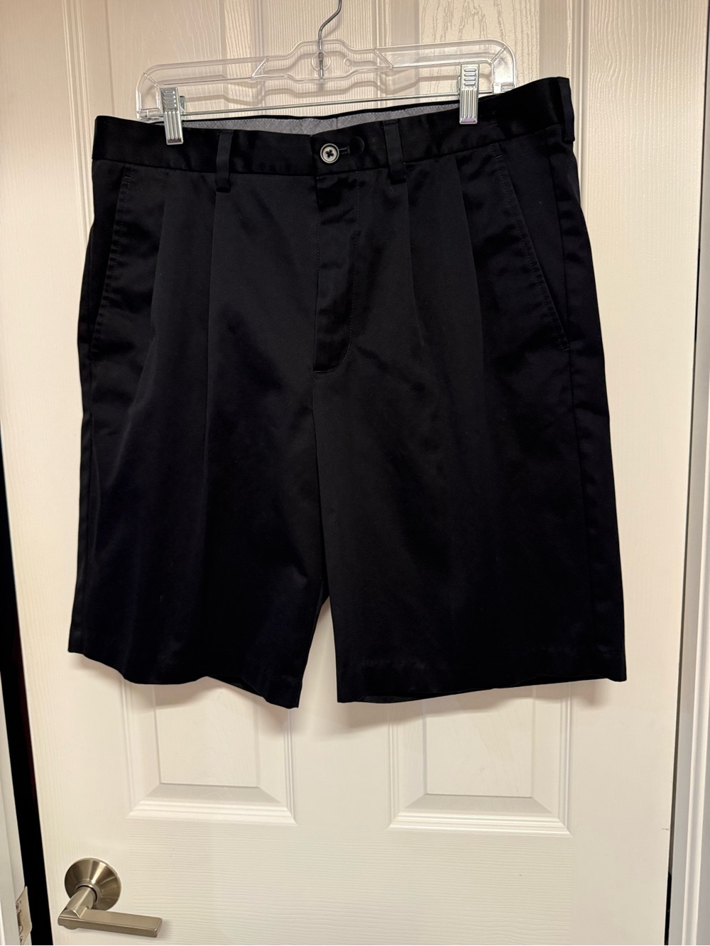 Nordstrom Black Pleated Men's Hybrid Shorts